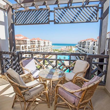 Premium Sea View 2 Bedrooms 2 Bathrooms Apartment Located Within Gravity Hotel & Aquapark Хургада Екстериор снимка