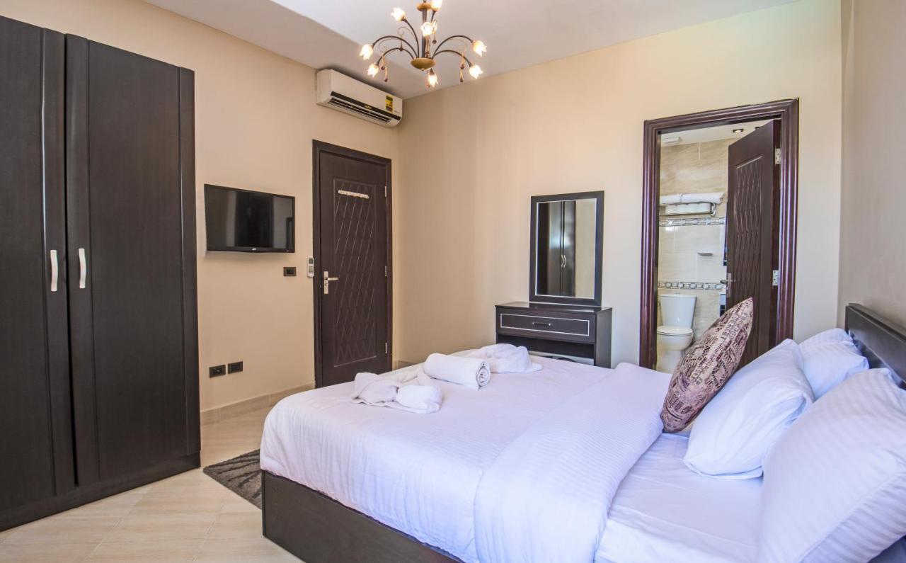 Premium Sea View 2 Bedrooms 2 Bathrooms Apartment Located Within Gravity Hotel & Aquapark Хургада Екстериор снимка