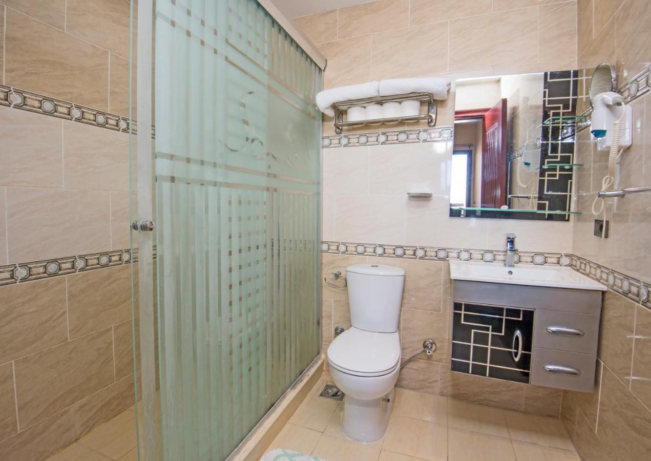 Premium Sea View 2 Bedrooms 2 Bathrooms Apartment Located Within Gravity Hotel & Aquapark Хургада Екстериор снимка