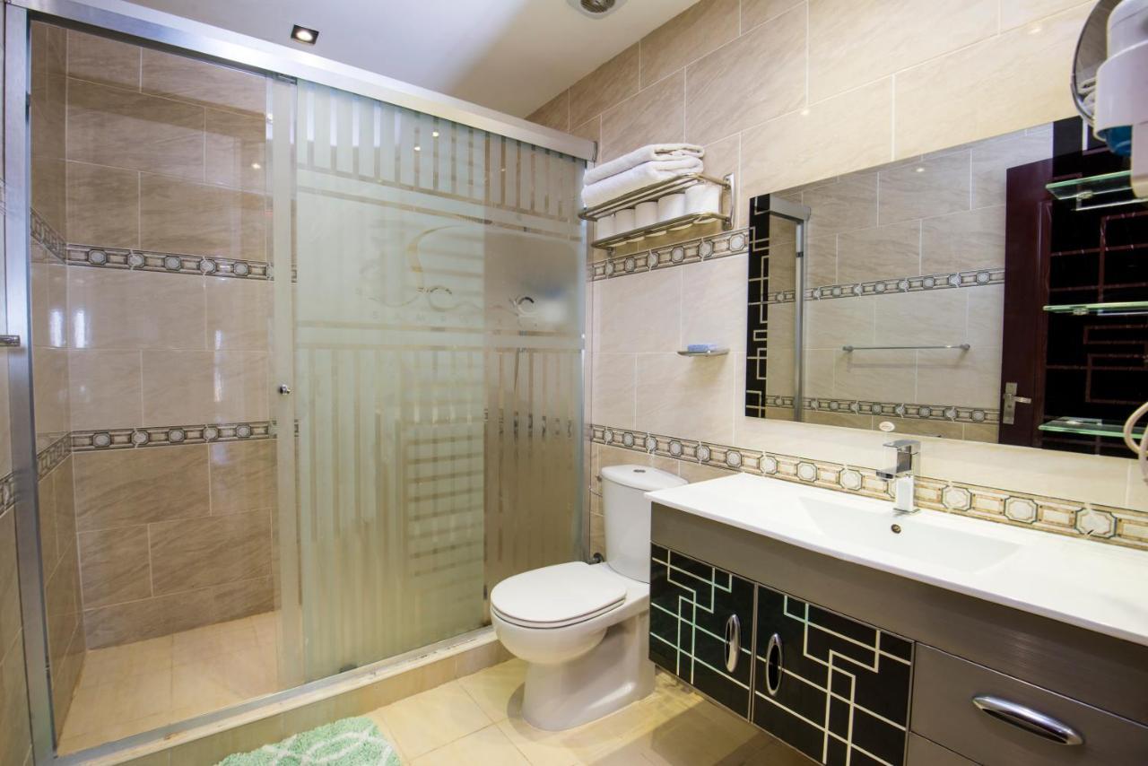 Premium Sea View 2 Bedrooms 2 Bathrooms Apartment Located Within Gravity Hotel & Aquapark Хургада Екстериор снимка